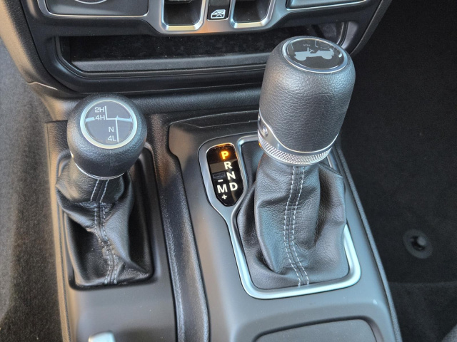 New 2026 Jeep Wrangler Sahara 4 Door 4x4  in ,  14