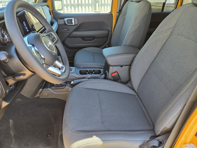New 2026 Jeep Wrangler Sahara 4 Door 4x4  in ,  22