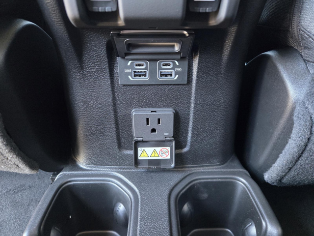 New 2026 Jeep Wrangler Sahara 4 Door 4x4  in ,  27