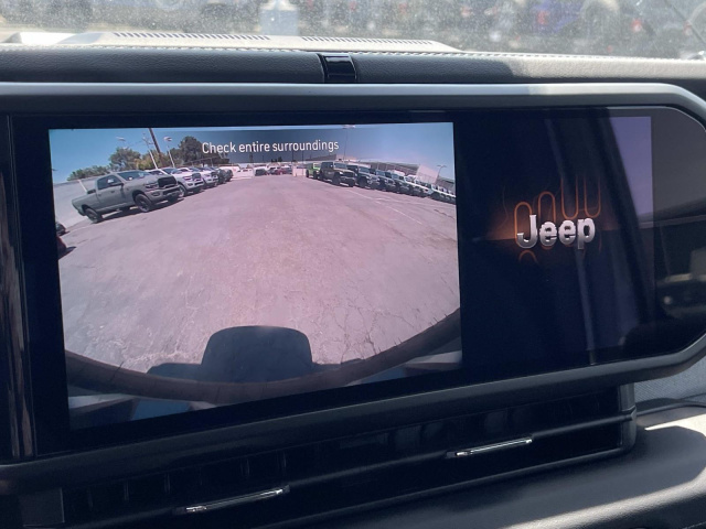 New 2026 Jeep Wrangler Sahara  in ,  32