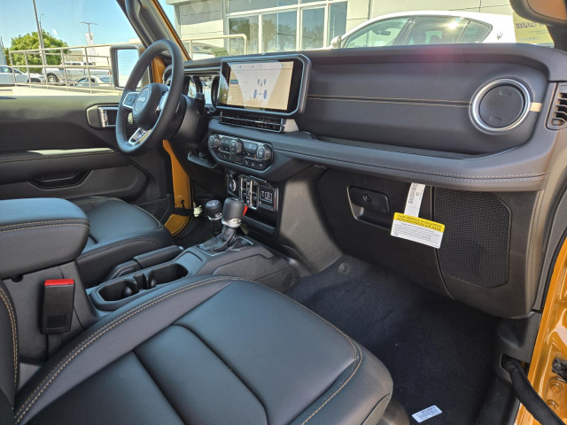 New 2026 Jeep Wrangler Sahara 4 Door 4x4  in ,  33