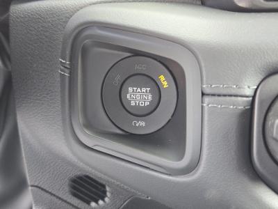 New 2025 Jeep Wrangler Sahara 4 Door 4x4  in ,  15