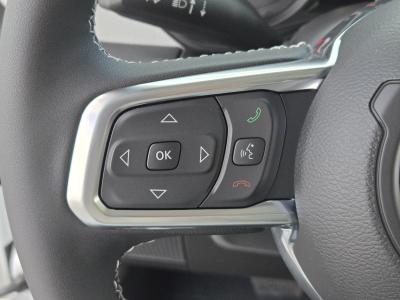New 2025 Jeep Wrangler Sahara 4 Door 4x4  in ,  18