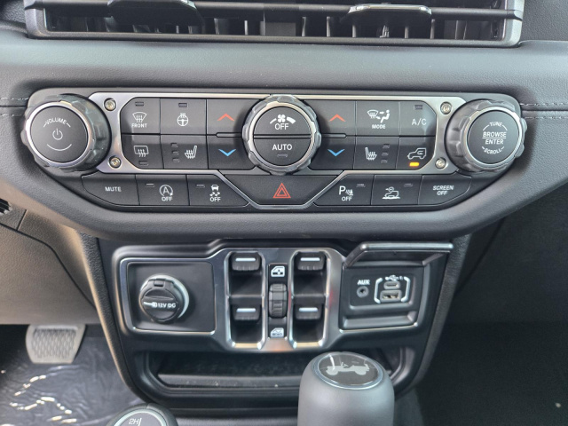 New 2026 Jeep Wrangler Sahara 4 Door 4x4  in ,  13