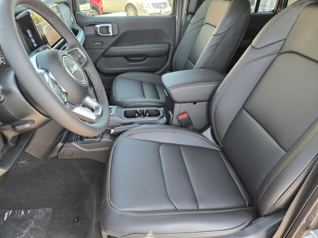 New 2026 Jeep Wrangler Sahara 4 Door 4x4  in ,  23