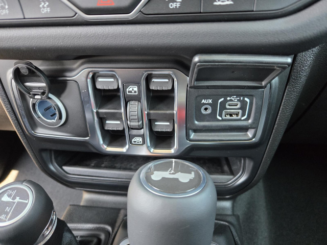 New 2026 Jeep Wrangler Sahara 4 Door 4x4  in ,  14