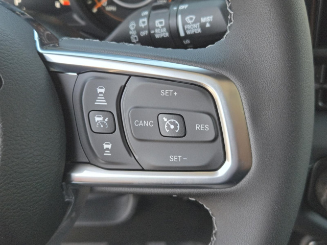 New 2026 Jeep Wrangler Sahara 4 Door 4x4  in ,  19