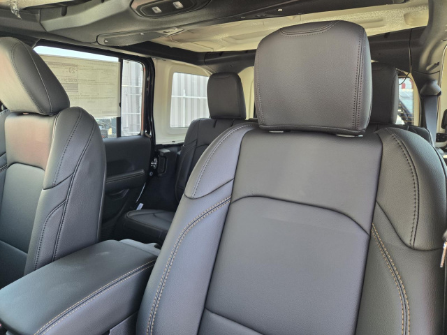 New 2026 Jeep Wrangler Sahara 4 Door 4x4  in ,  24