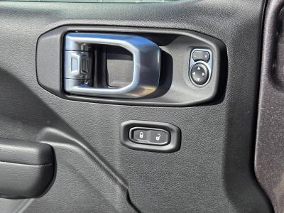 New 2026 Jeep Wrangler Rubicon 4 Door 4x4  in ,  23