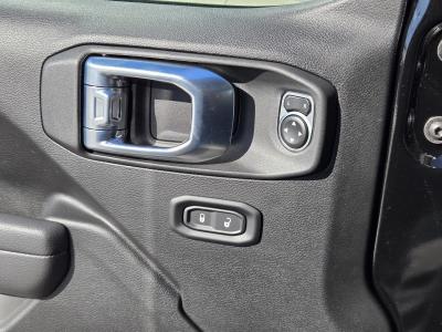 New 2026 Jeep Wrangler Rubicon 4 Door 4x4  in ,  23