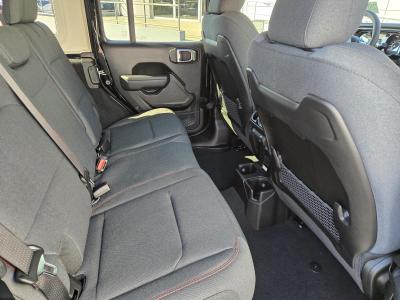 New 2026 Jeep Wrangler Rubicon 4 Door 4x4  in ,  31