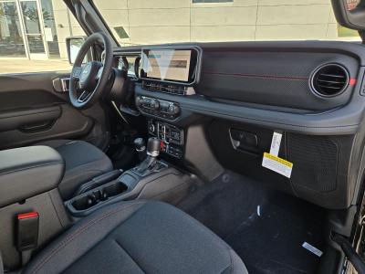 New 2026 Jeep Wrangler Rubicon 4 Door 4x4  in ,  32