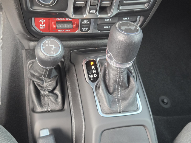 New 2026 Jeep Wrangler Rubicon 4 Door 4x4  in ,  15