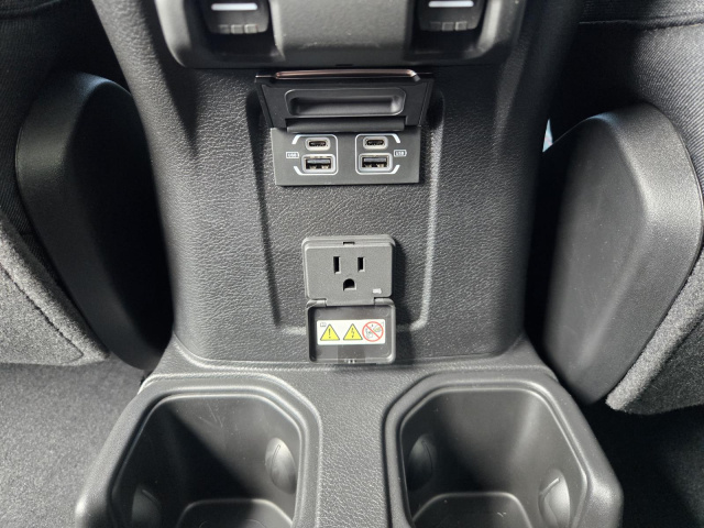 New 2026 Jeep Wrangler Rubicon 4 Door 4x4  in ,  28