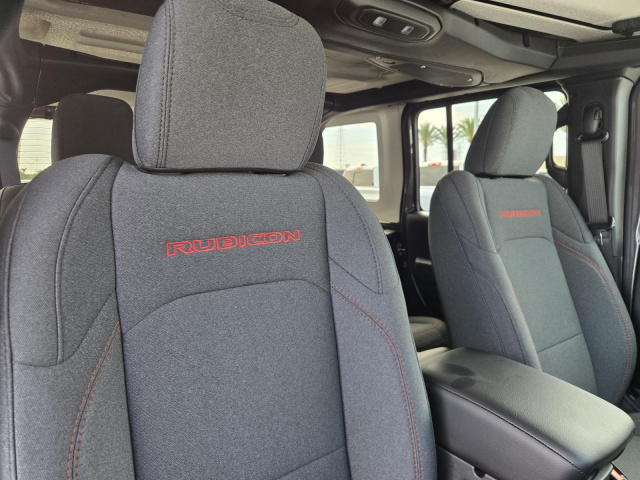 New 2026 Jeep Wrangler Rubicon 4 Door 4x4  in ,  35