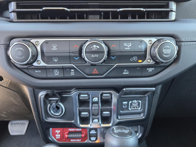 New 2026 Jeep Wrangler Rubicon 4 Door 4x4  in ,  12