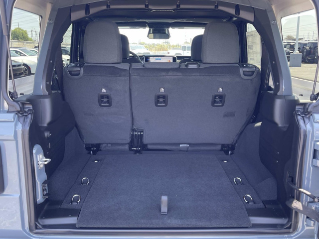 New 2026 Jeep Wrangler Rubicon  in ,  7