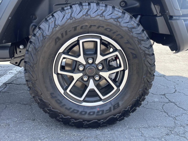 New 2026 Jeep Wrangler Rubicon  in ,  33
