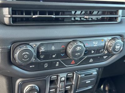 New 2026 Jeep Wrangler Rubicon 4 Door 4x4  in ,  15