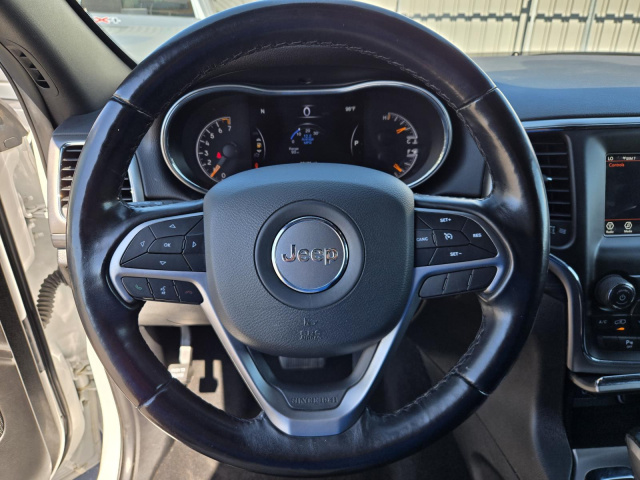 Used 2021 Jeep Grand Cherokee Laredo E 4x2  in ,  16