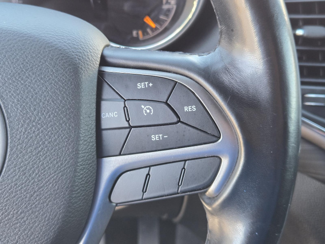 Used 2021 Jeep Grand Cherokee Laredo E 4x2  in ,  18