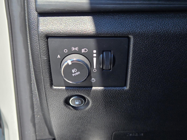 Used 2021 Jeep Grand Cherokee Laredo E 4x2  in ,  19