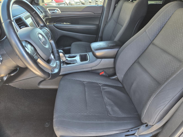Used 2021 Jeep Grand Cherokee Laredo E 4x2  in ,  22