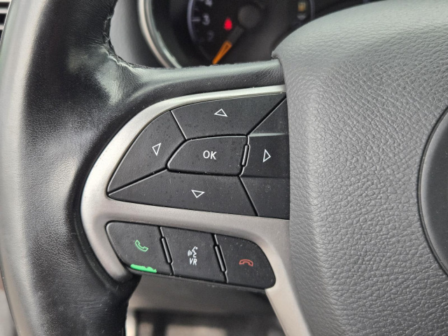 Used 2022 Jeep Grand Cherokee WK Laredo E 4x2  in ,  18