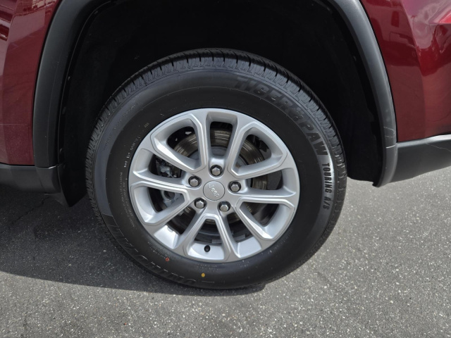 Used 2022 Jeep Grand Cherokee WK Laredo E 4x2  in ,  37