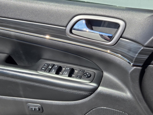 Used 2021 Jeep Grand Cherokee Limited X 4x2  in ,  21