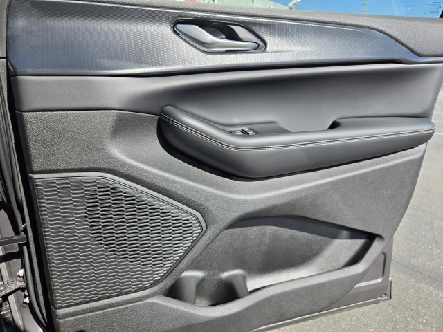 New 2025 Jeep Grand Cherokee Laredo X 4x2  in ,  31