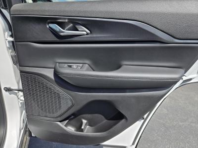 New 2026 Jeep Grand Cherokee Laredo X 4x2  in ,  30