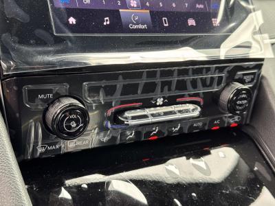 New 2026 Jeep Grand Cherokee Laredo 4x2  in ,  15