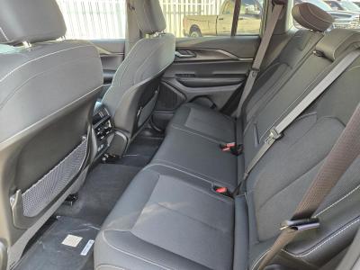 Used 2025 Jeep Grand Cherokee Laredo X 4x2  in ,  25