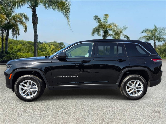 New 2026 Jeep Grand Cherokee Laredo 4x2  in ,  1