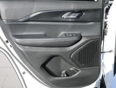 Used 2025 Jeep Grand Cherokee Laredo X 4x2  in ,  18