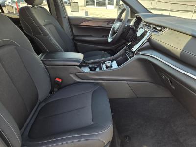 Used 2025 Jeep Grand Cherokee Laredo X 4x2  in ,  31