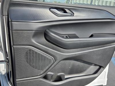 Used 2025 Jeep Grand Cherokee Laredo X 4x2  in ,  32