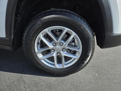 Used 2025 Jeep Grand Cherokee Laredo X 4x2  in ,  33