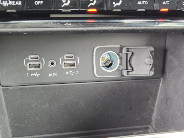 Used 2023 Jeep Grand Cherokee Laredo 4x2  in ,  12