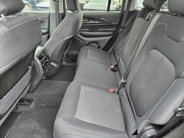 Used 2023 Jeep Grand Cherokee Laredo 4x2  in ,  25
