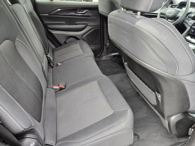 Used 2023 Jeep Grand Cherokee Laredo 4x2  in ,  28