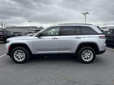 New 2026 Jeep Grand Cherokee Laredo 4x2  in ,  1