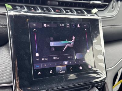New 2026 Jeep Grand Cherokee Laredo 4x2  in ,  13