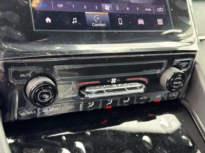 New 2026 Jeep Grand Cherokee Laredo 4x2  in ,  15