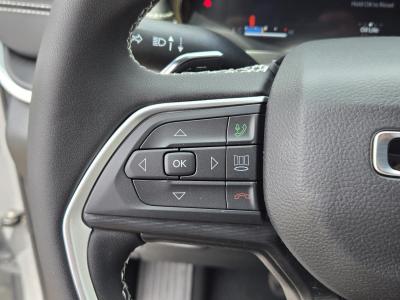 Used 2025 Jeep Grand Cherokee Laredo X 4x2  in ,  18