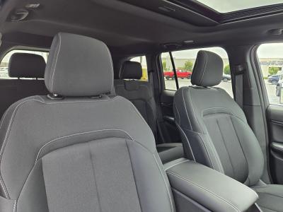 Used 2025 Jeep Grand Cherokee Laredo X 4x2  in ,  32