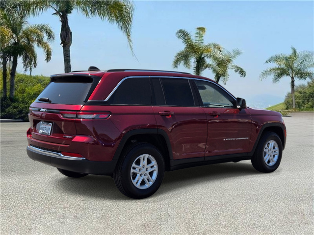 Used 2023 Jeep Grand Cherokee Laredo 4x2  in ,  4