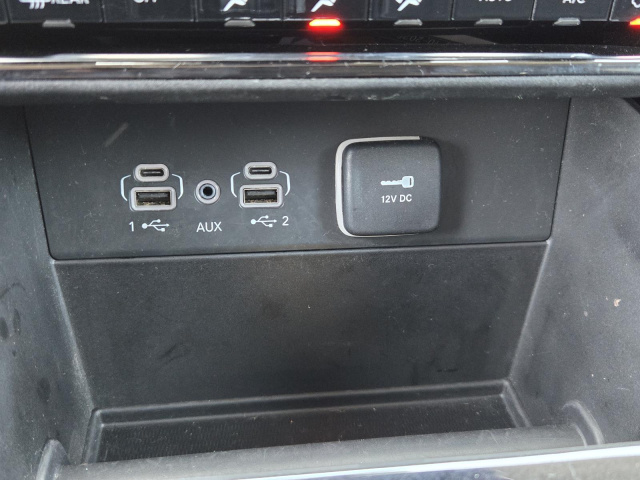 Used 2023 Jeep Grand Cherokee Laredo 4x2  in ,  12