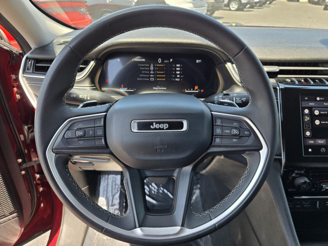 Used 2023 Jeep Grand Cherokee Laredo 4x2  in ,  15